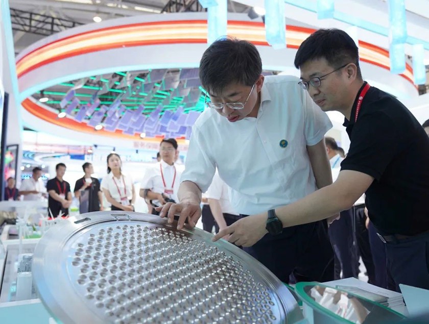 青骐骥团队受邀携氢能装备亮相兰洽会